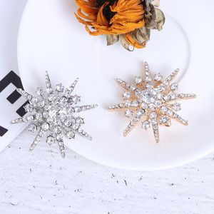 Spille, spille Matrimonio Argento Fiocco di neve Spilla con diamanti Spilla in cristallo con strass Regalo di Natale