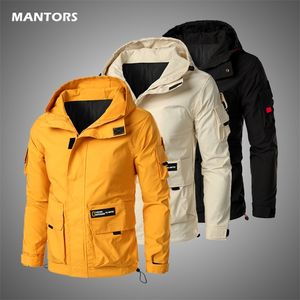 Mulit-Pocket Cargo Jackor Men Spring Hooded Bomber Coates Windbreakers Höst Casual Hoodies Sportkläder 210811