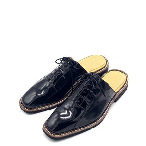 2021 Patentleder Cover Toe Halbe Hausschuhe Hochzeitskleid Schuhe Flacher Absatz Rindsleder Herren Handgemacht Muller Oxfords