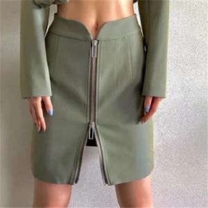 Höst sommar Sexig kjol Kvinnor Fashion Street Solid Färg Mini Pencil Double Zipper Slim Bag Hip Short Kjol 210508