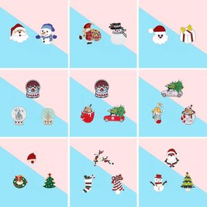 Pins, Broşlar Karikatür Noel Baba Noel Çorap Ağaçları Kristal Top Emaye Pins Çanta Rozeti Takı Hediyeler Çocuklar Için