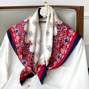 Sciarpa di seta da donna Stampa Scialle per capelli in raso e impacchi Bandana femminile Borsa quadrata Sciarpe Fashion Lady Fazzoletto da collo Hijab Fascia