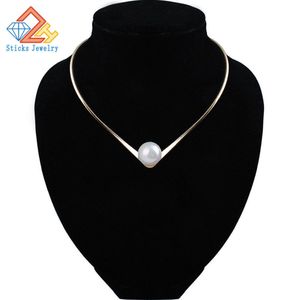 Fashion Jewelry Simple V Design Torques Choker for Women Girl Big Pearl Wedding Necklace