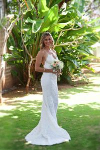 Lace Sexy Backless Wedding Dresses Mermaid Summer Garden Beach Wedding Gowns Elegant Lace Simple Spaghetti Bridal Dress Court Train Vestidos