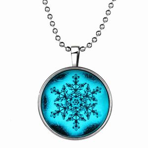 Christmas Gift Slide Pendant Necklace Snowflake Punk Style Luminous Long Alloy Resin Gemstone Necklace 21g 60cm Clothing Accessories