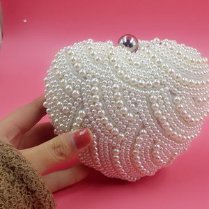 Симпатичные жемчужины Формы сердца Bridal Bags Bags Ivory Элегантные Вечерние Сумки Вечерние Клатки Для Дамы Свадебные Свадебные Сумки Бесплатная Доставка 13 * 15см