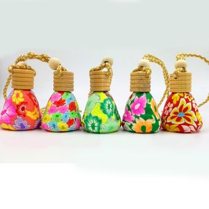 Ağaç Cam Parfüm Şişeleri toptan satış-Üçgen Renk Çiçek Parfüm Şişesi Ahşap Kapaklar Boş Cam Koku Yağı Kolye Doldurulabilir Ev Dekorasyon adet grup DC876
