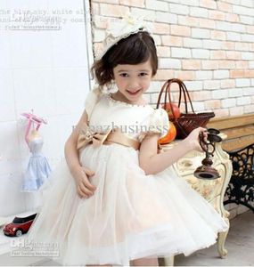 Wholesale taffeta wedding bows resale online - Girls dress the flower girl dress princess skirt big bow flower girl dress