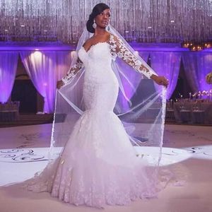 Plus Size Fit and Flare Wedding Dresses Mermaid Bridal Gowns with Illusion Long Sleeves Lace Appliques Off the Shoulder Court Train