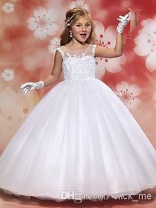 2017 New Fashion Scalloped See Through Girls Pageant Dress Ball Gown Princess Tulle Lace Sequines White Children Pure Flower Girl Dresses