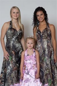 Orman Kıyafeti toptan satış-Camo Gelinlik Modelleri Halter Özelleştirilmiş Kolsuz Abiye giyim Vintage Orman Örgün Kat Uzunluk Gelinler Kadınlar Için Elbise Elbise