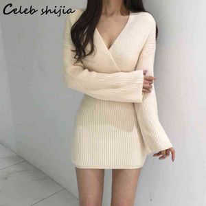 Shijia Vネックアプリコットニットドレス女性秋冬韓国のセクシーなミニドレスセーター女性2021秋の黒編み服Y1204