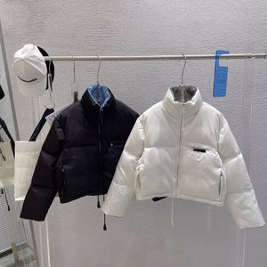 Winter-Kurzmantel für Damen, modische Daunenjacken mit Dreiecksmarkierung, lässige, trendige Pufferjacke mit Reißverschluss