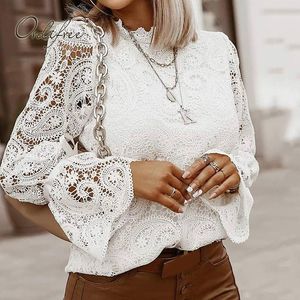 Verão Vintage Mulheres Branco Camisa de Crochê de Laço de Moda Manga Longa Ver através da blusa oca fora sexy top 210415