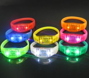 Musikaktivierte Sound-Steuerung, LED-Blinkarmband, Partybevorzugung, leuchtender Armreif, Club-Bar, Cheer, leuchtender Handring, Leuchtstab