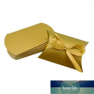 ingrosso Diy Sweet Boxes-Regalo Wrap Birthday wrapping cuscino a forma di partito anticato con nastro gioielli pieghevole scatola caramelle decorativi decorativi Dolci di nozze regalo di nozze1