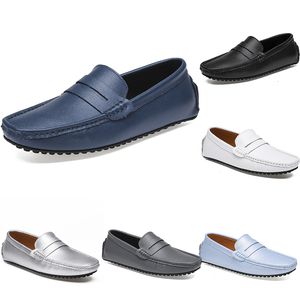 Sapatos de condução ocasional dos homens de couro dos homens macios Moda Moda Negra Negra Branco Azul Prata Amarelo Calçado Cinzento All-Match Lazy Cross-border 38-46 Color90