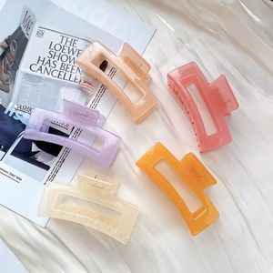 2021 Korean Solid Big Hair Claws Clamps Elegant Frosted Acrylic Hairpins Barrette Headwear for Women Girls Hair Accessories