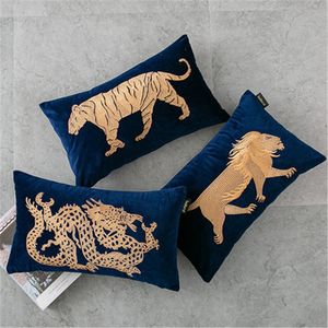 Luxo Designer Caso Bordado Lion Tigre e Dragon Pattern Coxim Capa 30 * 50cm Uso para Nova Decoração de Casa Presentes de Natal Fronha 2022