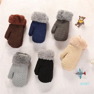 Toddler Stretch Mittens se 6 stilar Unisex Baby Stickade Handskar Ull Tjock Hängande Hals Anti-out Vinter Varma Handskar Fit 1-4 år gammal