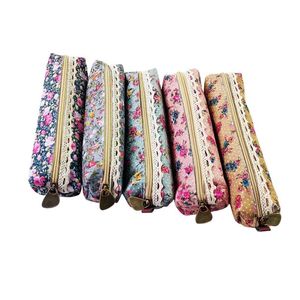 Sacos de lápis 20 PCs/lote retro floral renda de laço de laço de bolsa de bolsas de bolsa de artigos de papelaria por atacado