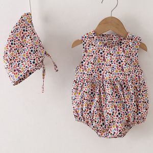 Sommar baby flicka ärmlös rompers och hatt barn blommig jumpsuit född kläder 210429