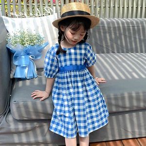 Sweet Puff Sleeve Plaid Halter Bowknot Princess Dress Toddler Barnkläder Sommar Casual Girls 210515