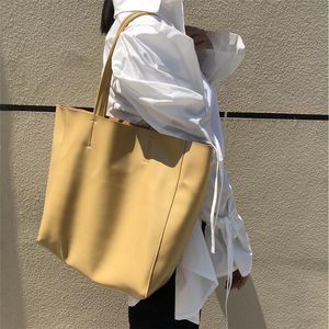 Kvällspåsar sommar stor gul sac bandouillere femme 2021 solid mode läder casual tote shoppingväska koreanska kvinnor plånböcker och handväskor