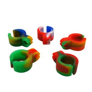 Portasigarette multicolore in silicone con anello per dito Accessori per fumatori Regalo per uomo Donna Tubi