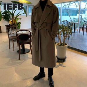 IEFB Spring Корейский тенденция мужская ветровка средней длины Свободные красавцы повседневные пальто с поясом с двубортной тканью 210524
