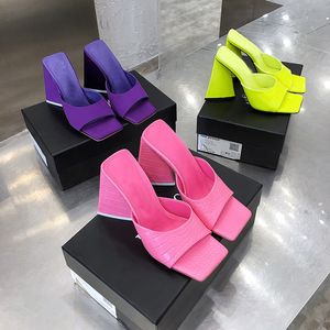 Mode designers kvinnor tofflor abnorma klackar sexiga sandaler 10cm högklackade sommar ljusa färger äkta läder skor US storlek 4-12 kvinnors slipper sandal med låda