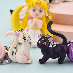 لطيف Sailor Moon Keychain Cartoon Animal Cat Pendant زوجين هدية الرجال والنساء سيارة القلادة القلادة الإكسسوارات المجوهرات Keyfob