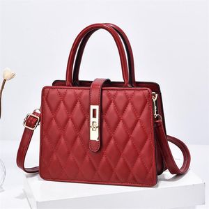 Abendtaschen Mode Designer 2021 Sommer Hohe Qualität Frauen Umhängetasche Nylon Handtaschen Weiche Leder Damen Hand Für