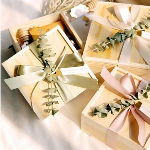 Prezent Wrap Nordic Drewniane Urodziny Boże Narodzenie Pudełko Ślubne Eukaliptusowe Drewna Opakowanie Małe pudełka do prezentów Hurtownie