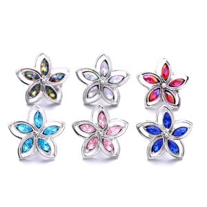 Venda Por Atacado cor de prata snap button mulheres encantos de flor acrílico achados de jóias cristal strass 18mm metal snaps botões DIY pulseira pano jóias