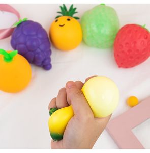 Färgglada söta fidget leksaker anti-stress tryck boll barn klibbiga bollar mjuka fyllda sensoriska olika stilar Figet leksak