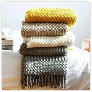 Textile City Europe Style Faux Cashmere Knitted Blanket Bedspread Embossed Towel B&B Sofa Decorate Throw Comfy Acrylic Bedsheet 211101