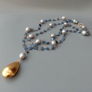 YYGEM NATURLIG BLUE KYANITE FreeForm Grey Rice Freshwater Pearl Statement Wrap Halsband Teardrop Gold Brushed Beads Pendant 21 