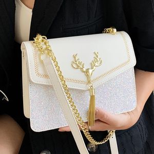 Torby wieczorowe Biały Metalowy Łańcuch Crossbody Dla Kobiet Mały Klapa Torba Na Ramię Luksusowe Skórzane Messenger Kobiet Bling Torebki Sac