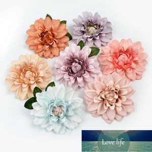 10 pz/lotto Crisantemo Artificiale Testa di Fiore di Seta Per La Decorazione Della Festa Nuziale Corona Scrapbooking Fiori Finti Complementi Arredo Casa