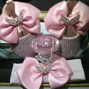 First Walkers Dollbling Pink Ribbon Shining Pearls Diamond Baby Girl Shoes Pacifier Headband Keepsake Wedding Gift Born Birthday Pageant
