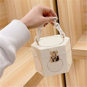 2021 Famous Designer Lady Fashion Shoulder Bags Classic Handbag Letter High Quality Chains Acrylic Round Cake Jewelry Box Bag Women Crossbody Handbags Totes