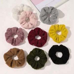 Scrunchies Hairband Yumuşak Faux Kürk Saç Bağları Halat Elastik Scrunchie Bantları At Kuyruğu Tutucu Katı Kadın Şapkalar Kızlar Saç Aksesuarları DW4881