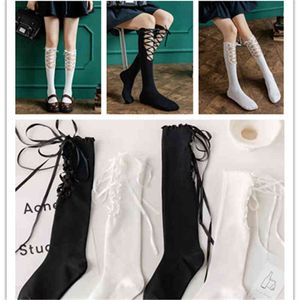 primavera ed estate nuovi calzini JK bage vitello semplice nero bianco Lolita tubo lungo Abbigliamento donna 60% di sconto