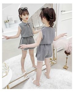 子供の女の子のための夏の服セットかわいい場所のレースTシャツのショートパンツティーンエイジャー子供服の衣装3T 年Y0705