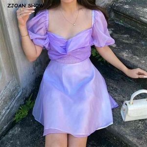 Verão Retro Curto Buff Manga Frente Knik Bow Dress Mulheres V Neck Ruched Elastic Back Balanço Vestidos Feriado Roxo 210429