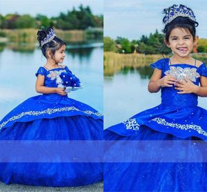 2022 Haftowana suknia kulowa Quinceanera Suknie Maluch Zroszony Kryształ Off Ramię Buffy Pagew Party Party Flower Girl Dress