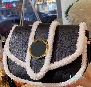 Designer- Klassische Frauen Tasche Abendtaschen Weiche Pelz Leder Kosmetiktaschen Luxurys Mode Brieftasche Umhängetasche