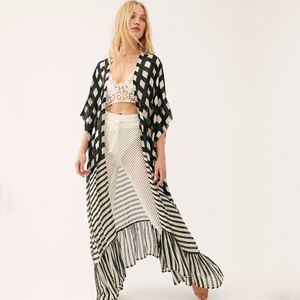Bohemian Striped Cover-Ups Sexig Sommarstrand Klänning Tunika Kvinnor Wear Baddräkt Kolla upp Bikini Wrap Sarongs # Q980 210420