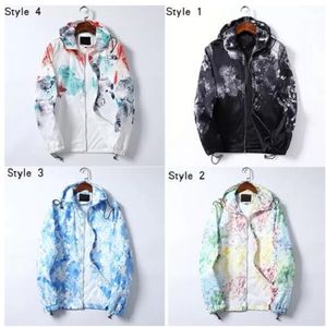 Designer mens jacket spring and autumn windrunner tee fashion hooded sports windbreaker casual zipper jackets clothing